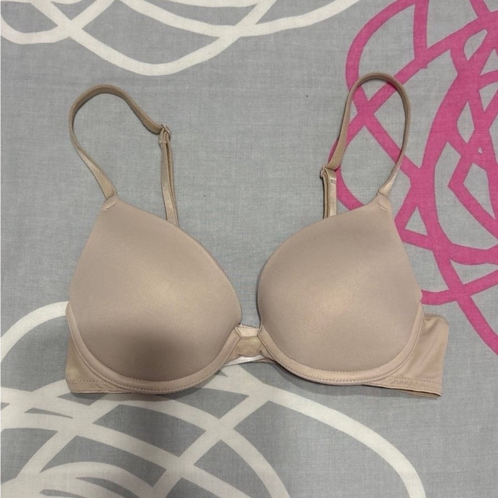 Victoria’s Secret PINK Nude Wear Everywhere Push-Up Bra